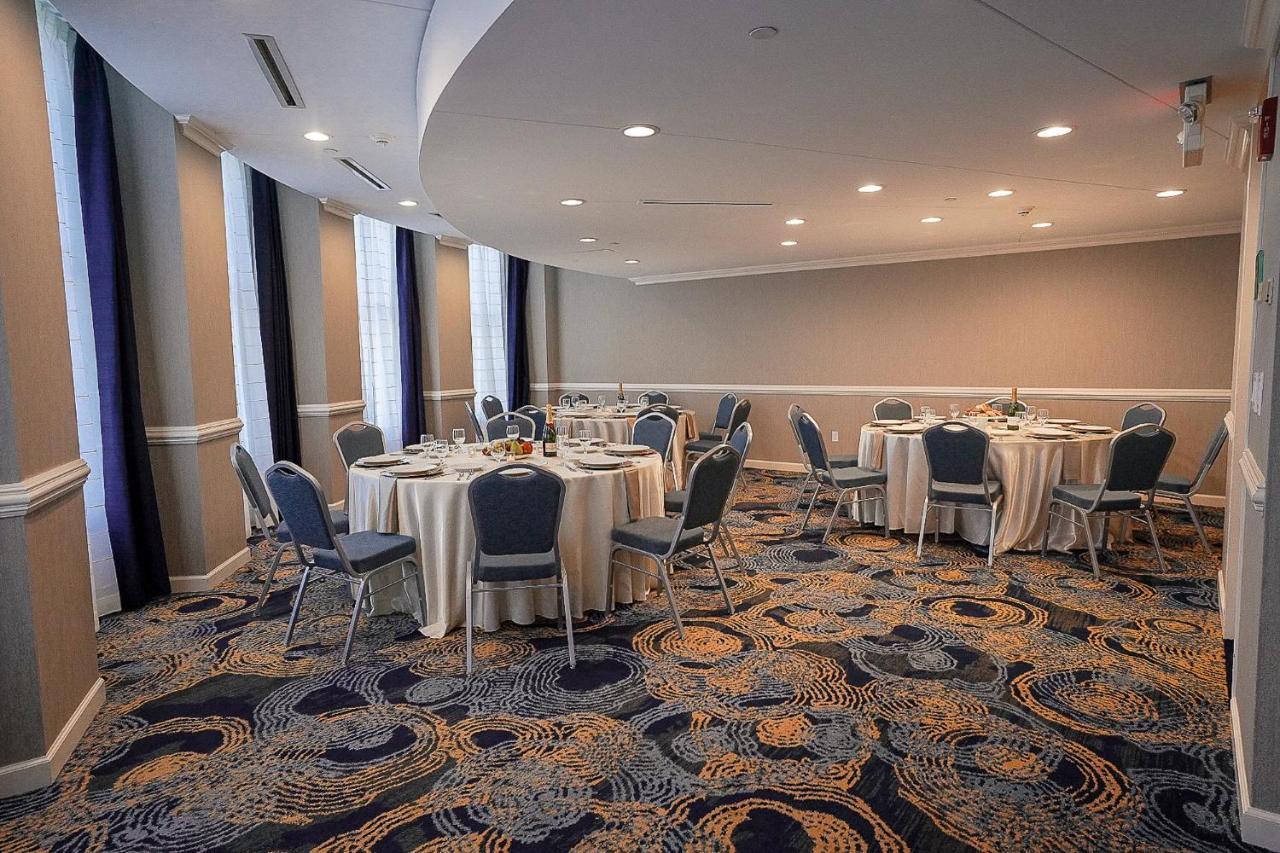 Crowne Plaza Cleveland At Playhouse Square By Ihg Hotel Buitenkant foto